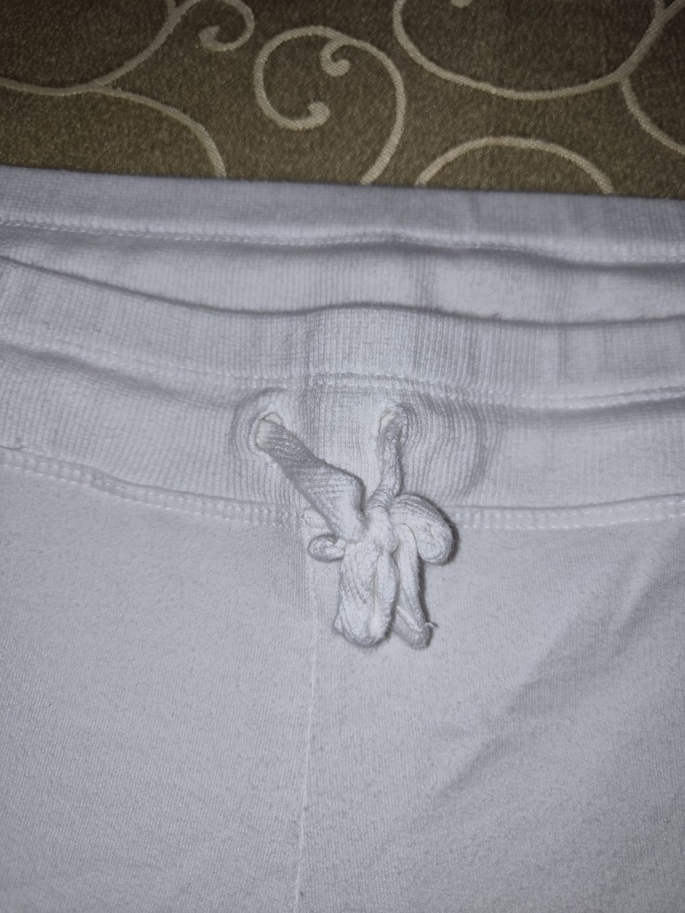 Eddie Bauer White Women’s Drawstring Casual Shorts - Picture 3 of 7